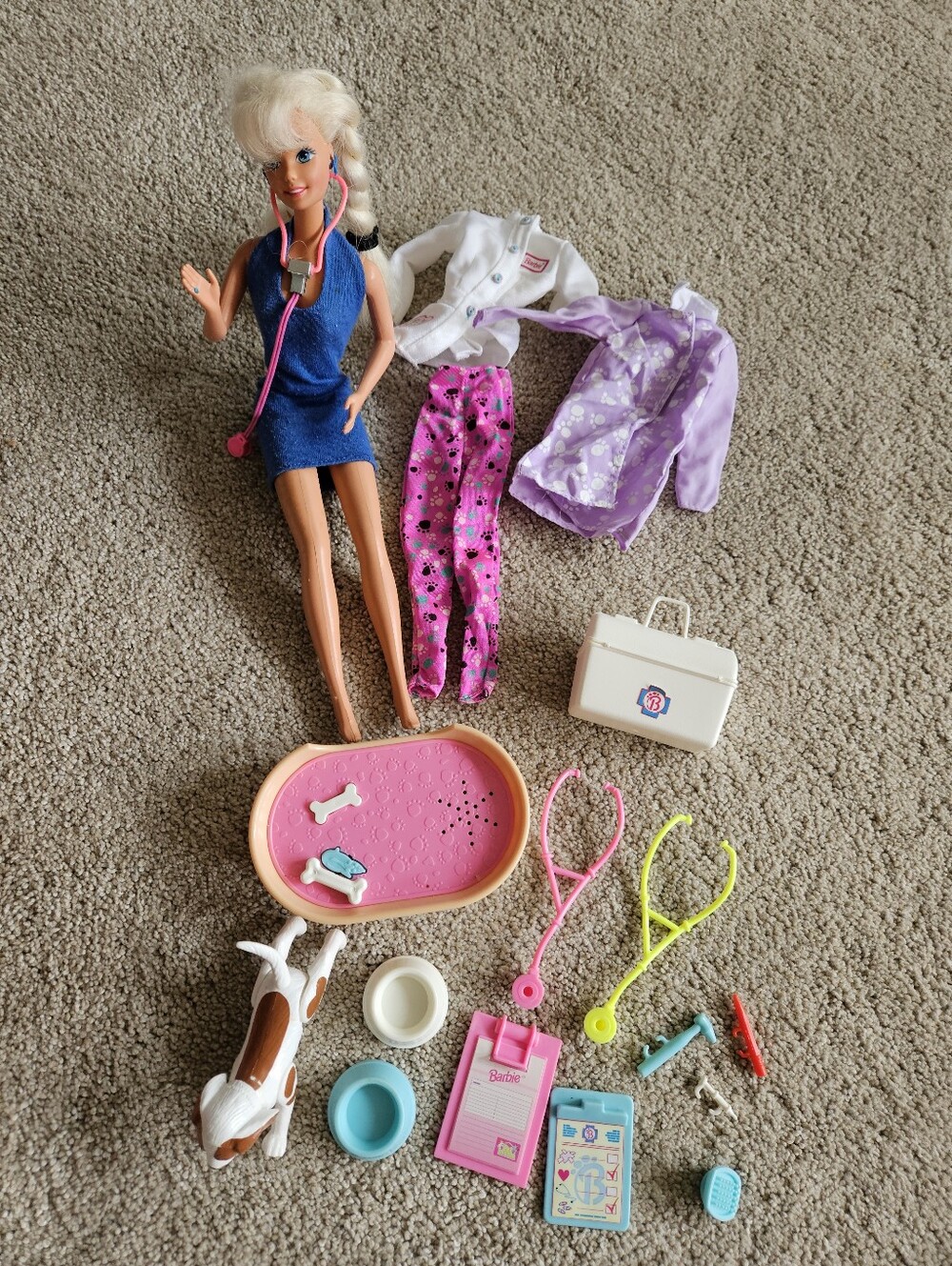 90s Veterinary Barbie Set